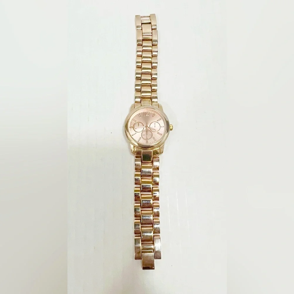 Retired H&M Rose Gold Ladies Wrist Watch